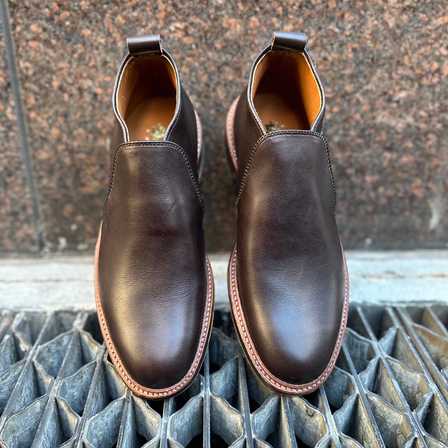 D2714C - 750 Slip On Chukka in Arabica Lux