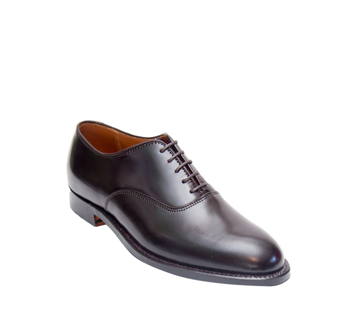 Alden Madison’s 934 - Plain Toe Bal in Color 8 Shell, shown single and angled on a white background, features closed lacing and premium craftsmanship.