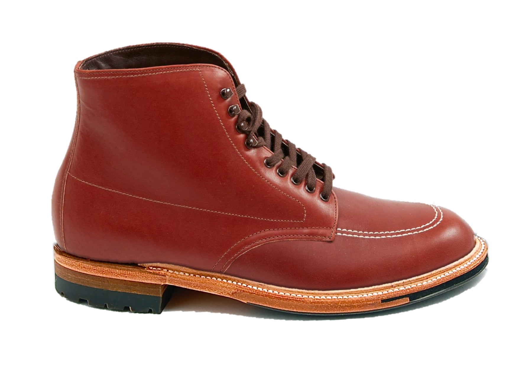 The Alden Madison 405C - Original 405 Indy Boot is a brown leather ankle boot featuring dark laces, stitching, an Indy Brown welt, and a black and brown Commando Sole. The side profile showcases its design.
