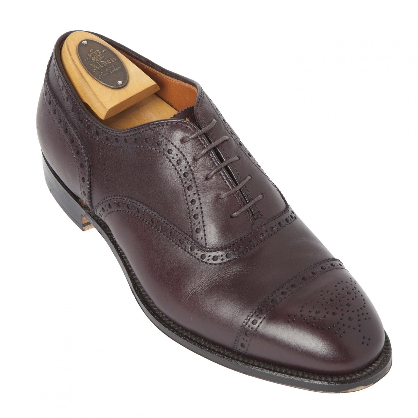 Medallion Cap Toe Bal in Burgundy Calfskin