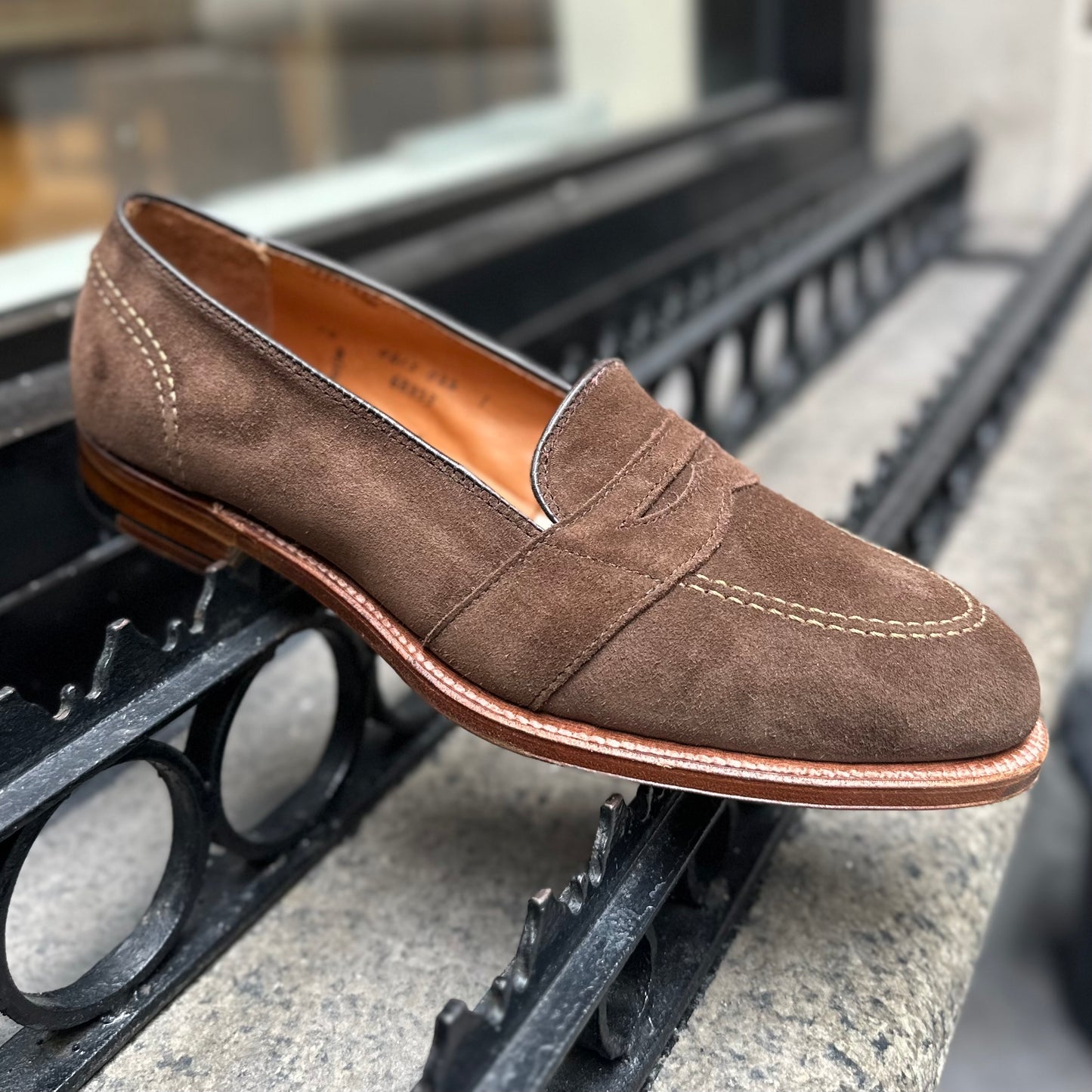 68333 - Full Strap Loafer in Humus Suede