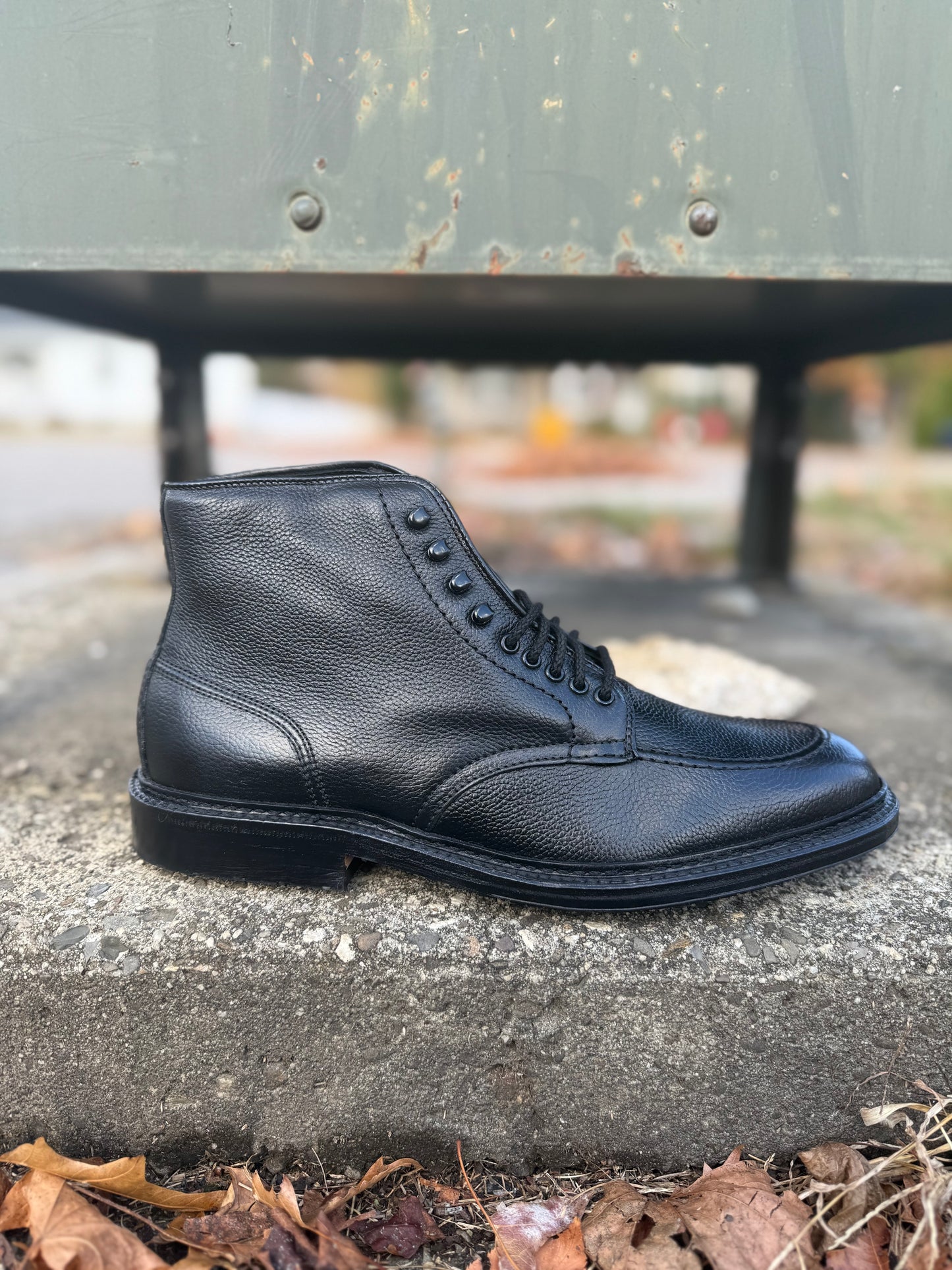 39615LH - The "Han" Boot in Black Regina Grain