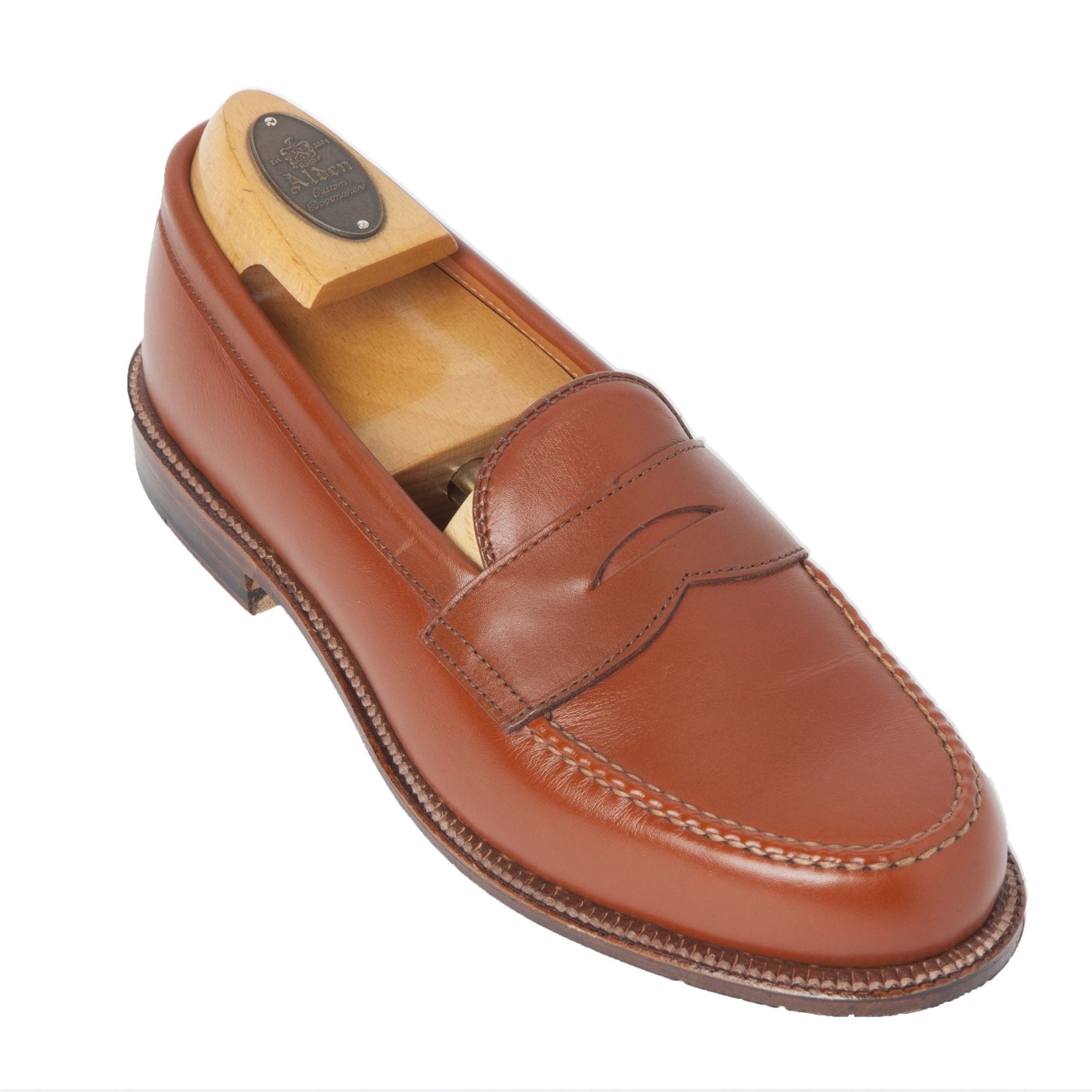 983 - Leisure Hand Sewn Burnish Tan Calfskin