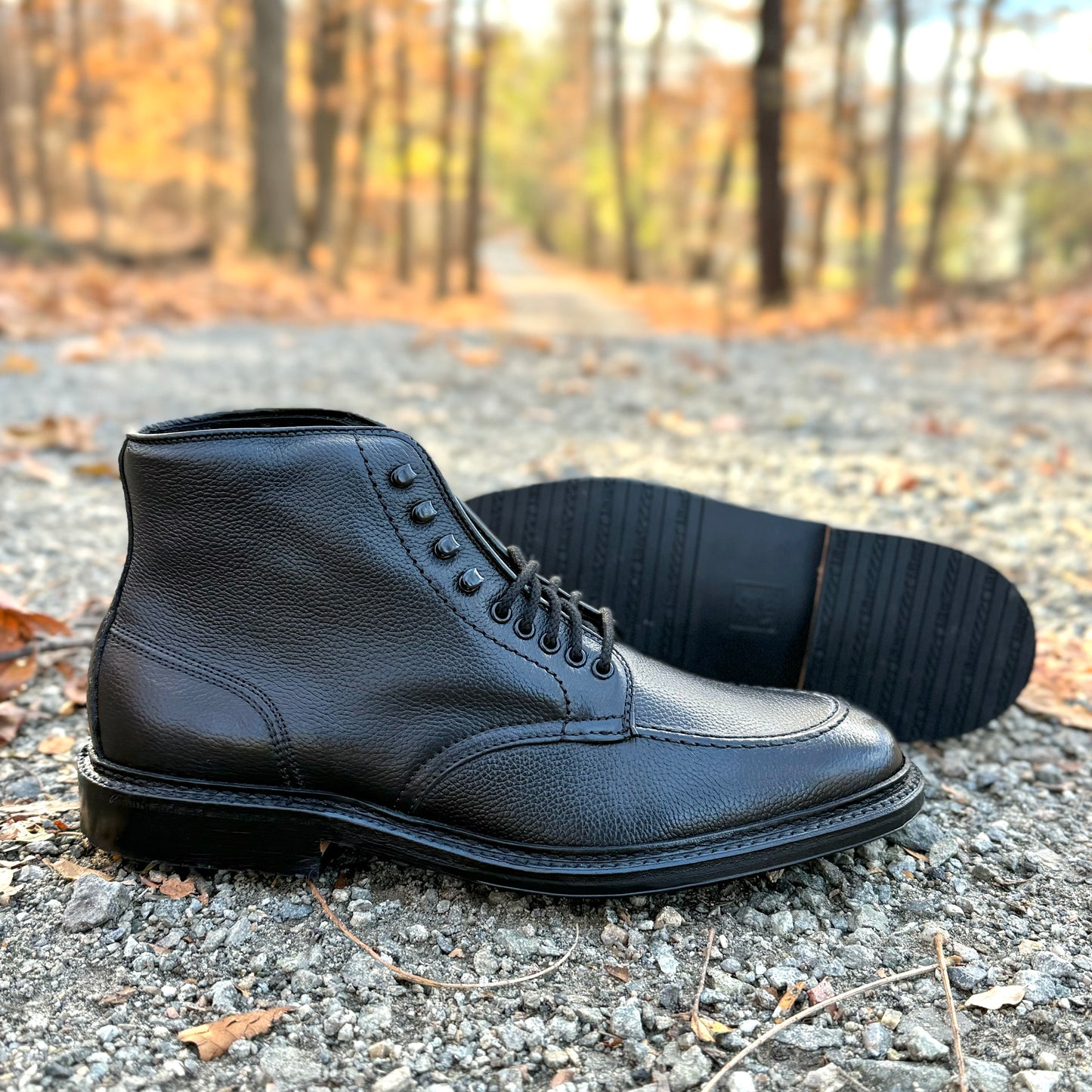 39615LH - The "Han" Boot in Black Regina Grain