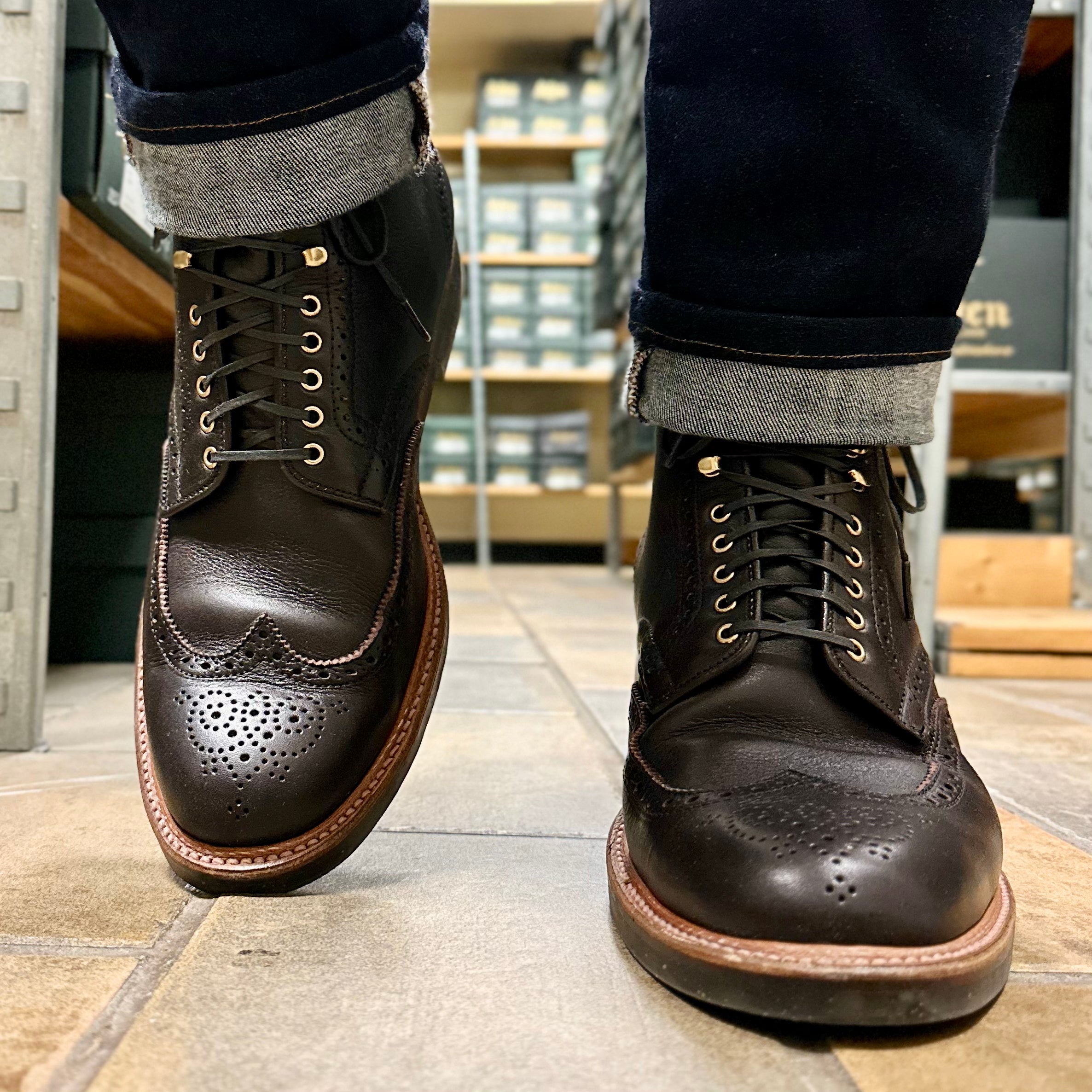 D2802H - Wing Tip “Yield” Boots in Arabica Lux