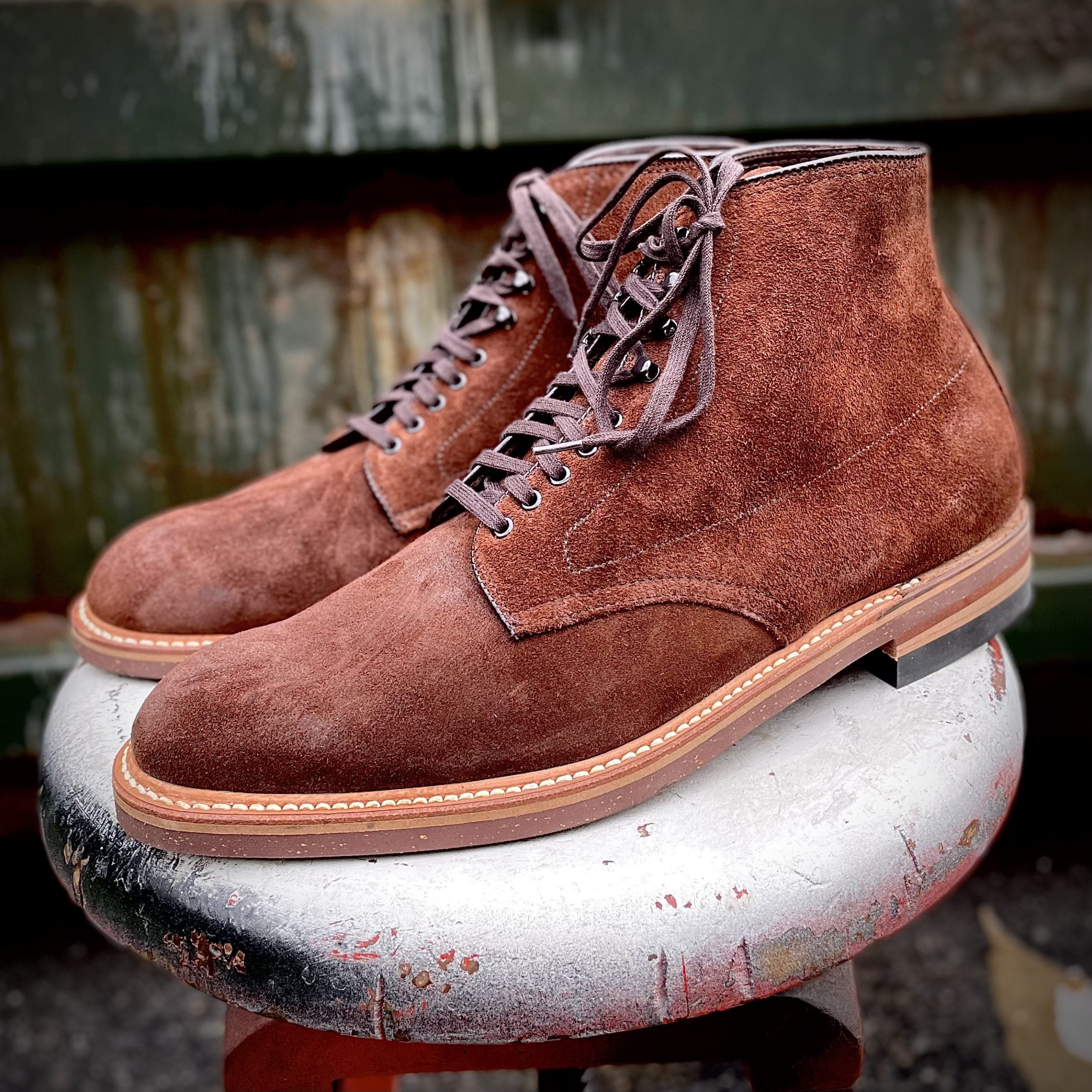 D2808H - Plain Toe Boot in Tobacco Reverse Chamois