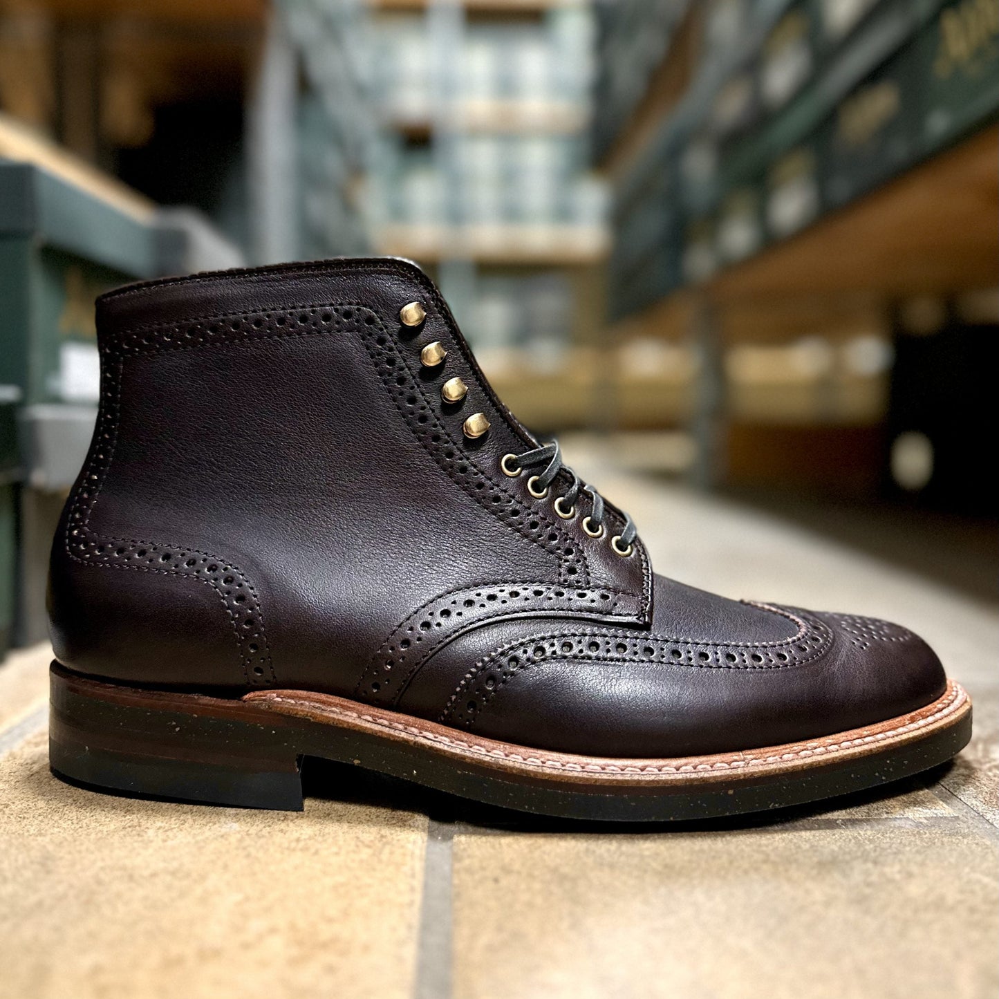D2802H - Wing Tip “Yield” Boots in Arabica Lux