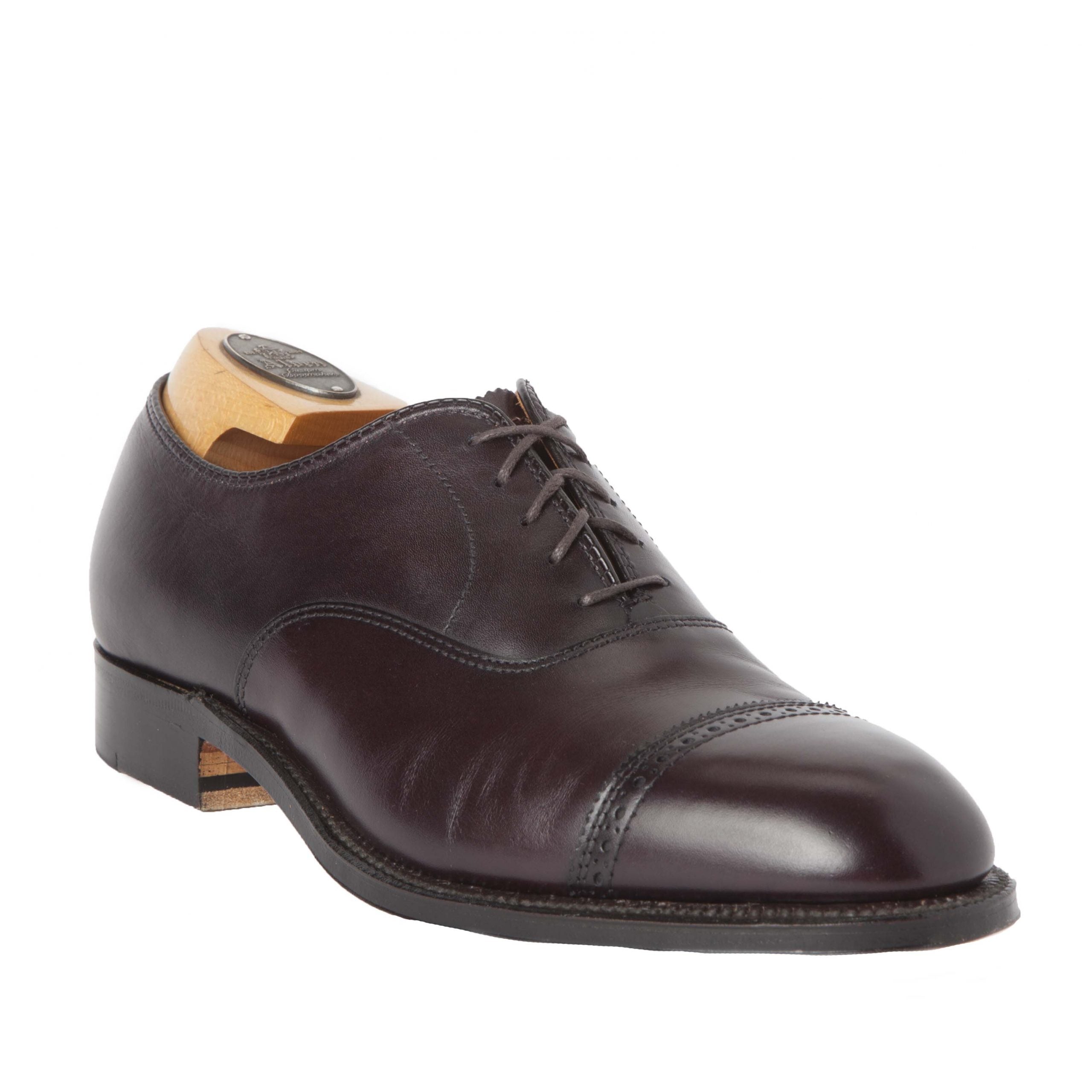 905 - Perf Tip Bal in Burgundy Calfskin