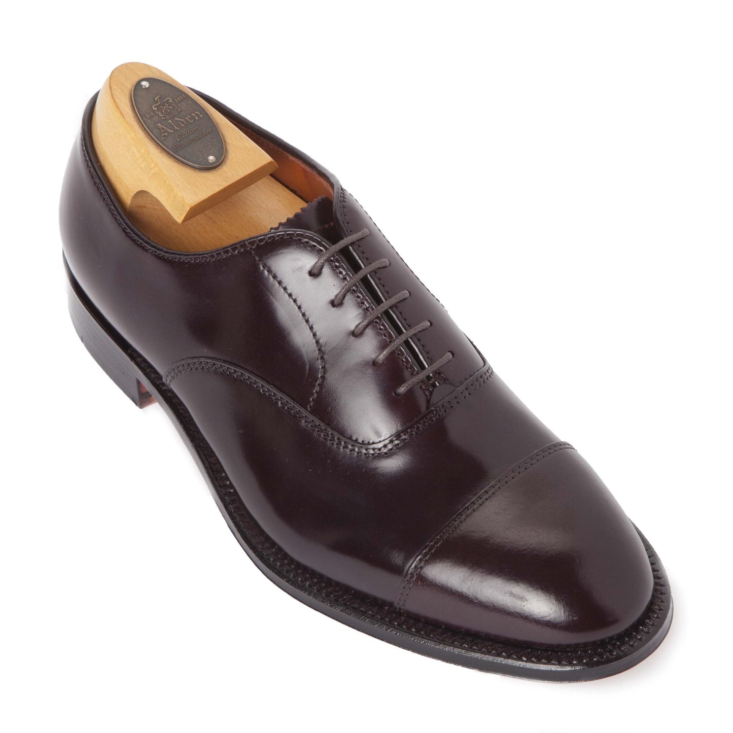 9070 - Straight Tip Bal in Color 8 Shell Cordovan