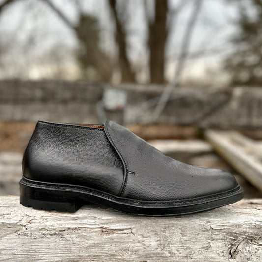 D2711C - 750 Chukka Boot in Black Regina Grain