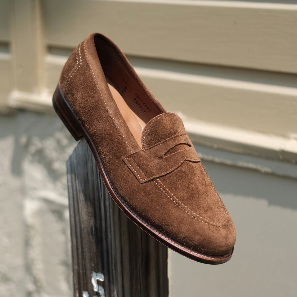 96941F - Flex Penny Loafer in Snuff Suede
