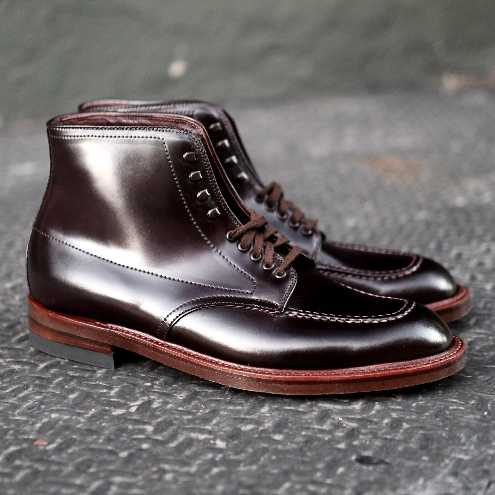 40538H Indy Boot w Neoork Sole in Color Shell - Main Image