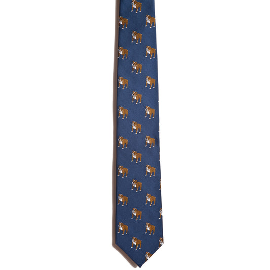 As part of Alden Madisons collection, the English Bulldog necktie features a blue jacquard pattern with brown and white bulldogs, capturing their charm in every detail.